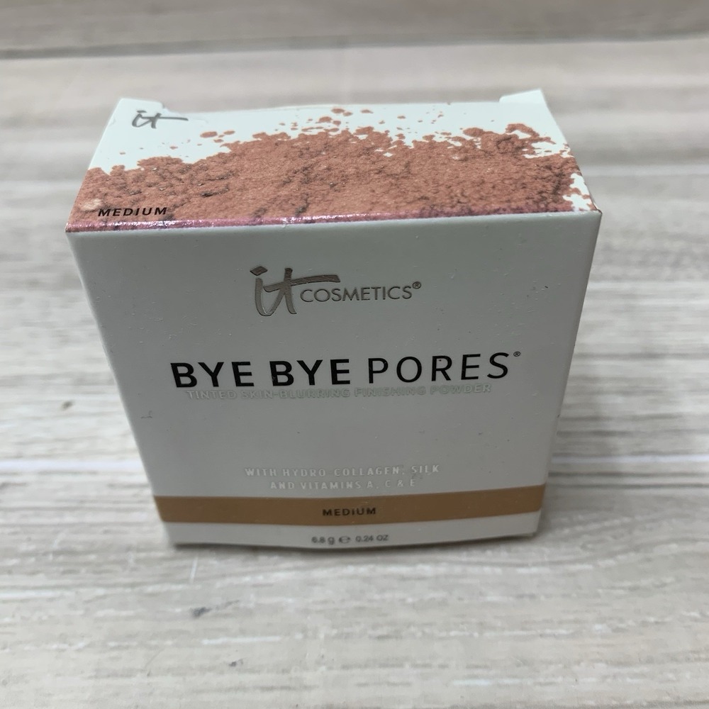 It Cosmetics Bye Bye Pores Tinted Skin-Blurring Finishing Powder Medium 0.24 oz